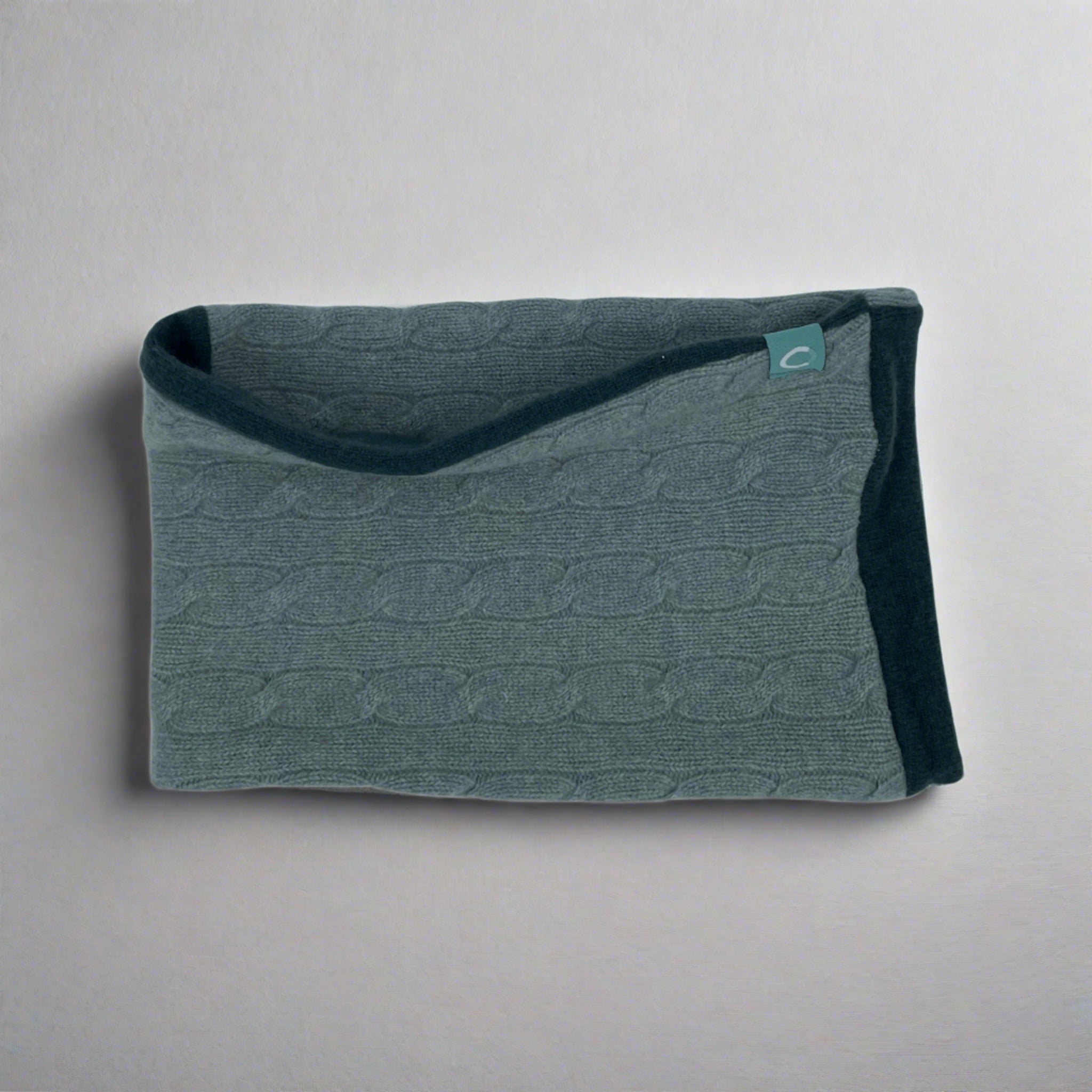 Recycled Neckwarmers | Large - Green - Cashmere Circle