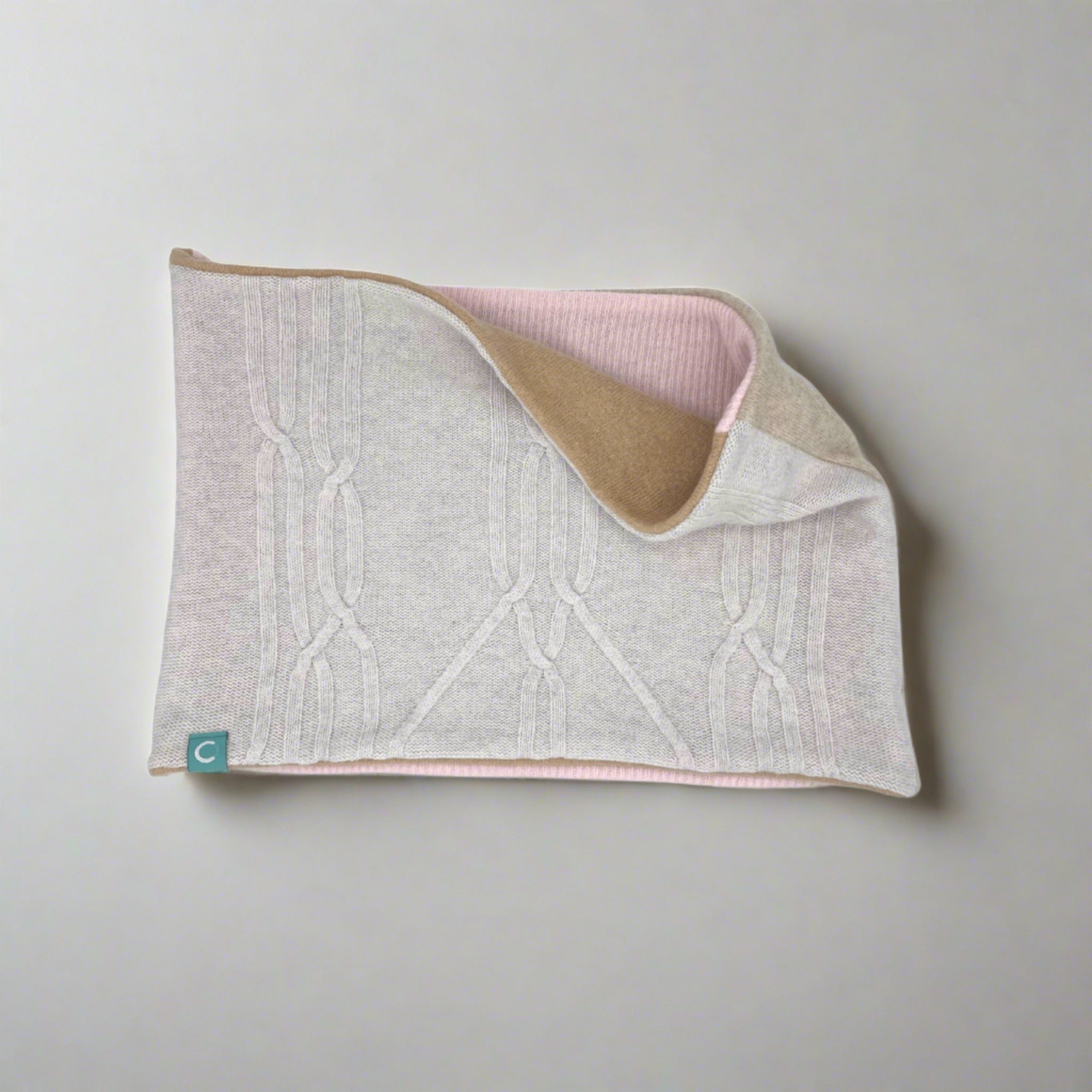 Recycled Neckwarmers | Large - Beige & Light Pink - Cashmere Circle