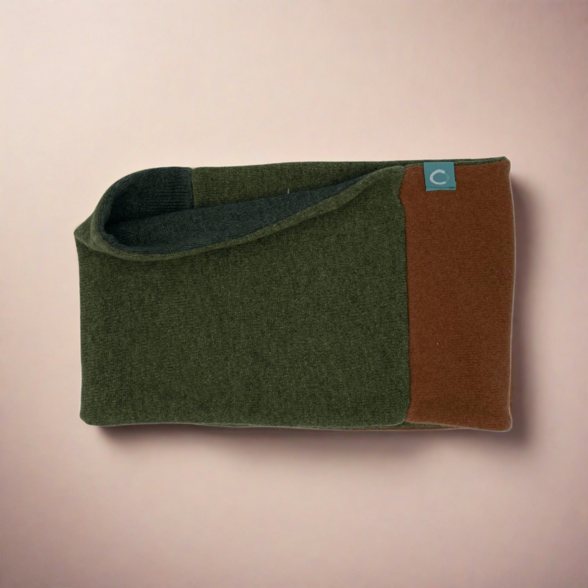 Recycled Neckwarmers | Regular - Brown & Green - Cashmere Circle